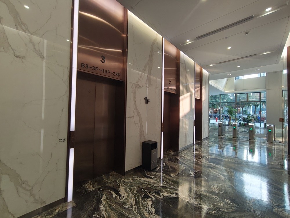 电梯厅1